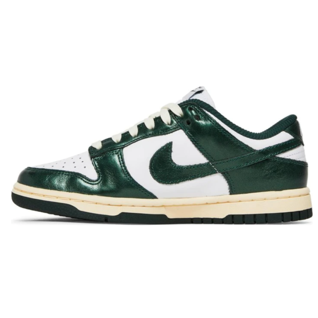 Dunk Low 'Vintage Green'
