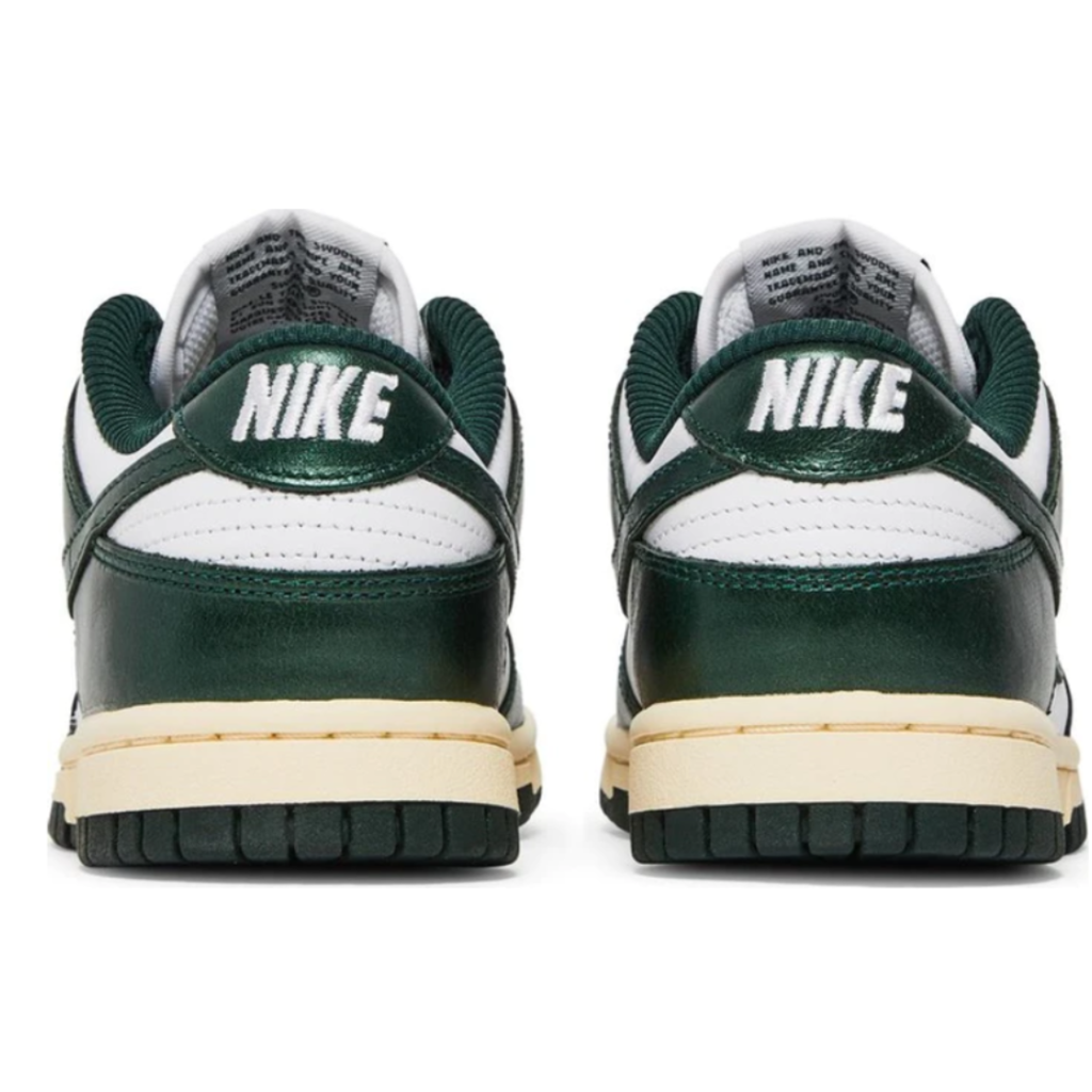 Dunk Low 'Vintage Green'