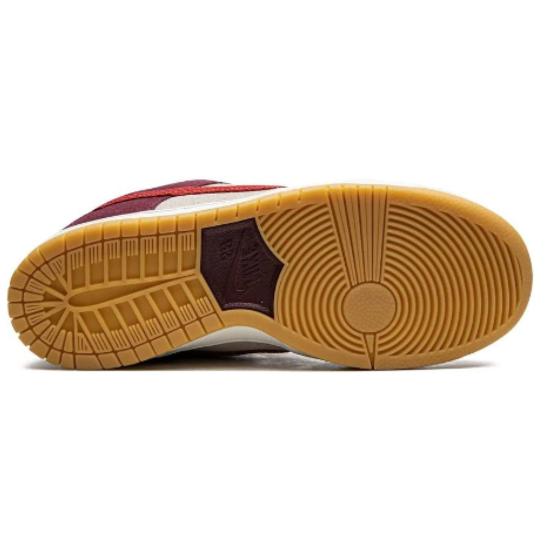 Nike SB Dunk Low Skate Like a Girl