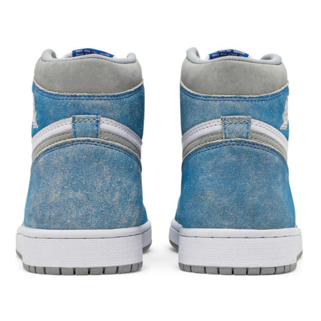 Air Jordan 1 High Hyper Royal