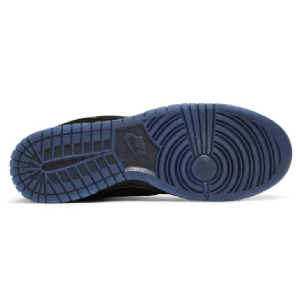 Dunk Low SP Nike x Undefeated