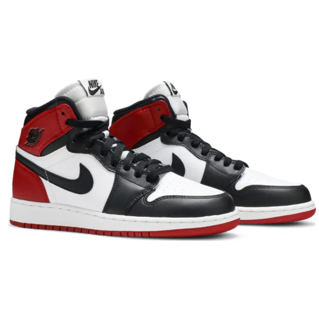 Air Jordan 1 High ‘Black Toe’